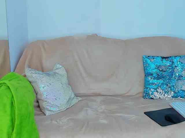 CurlyDream webcam