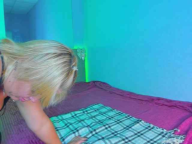 CurlyDream webcam