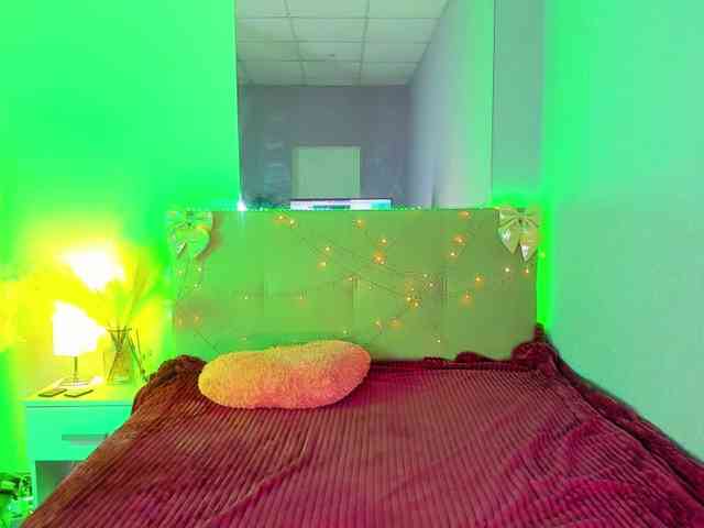 CurlyDream webcam