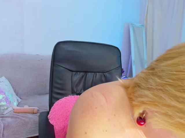 CurlyDream webcam
