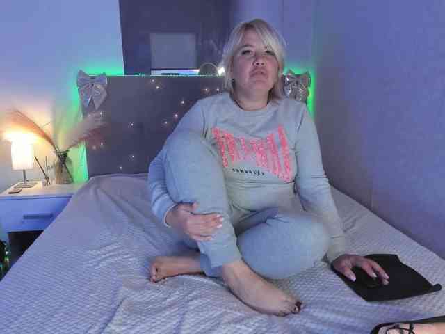 CurlyDream webcam