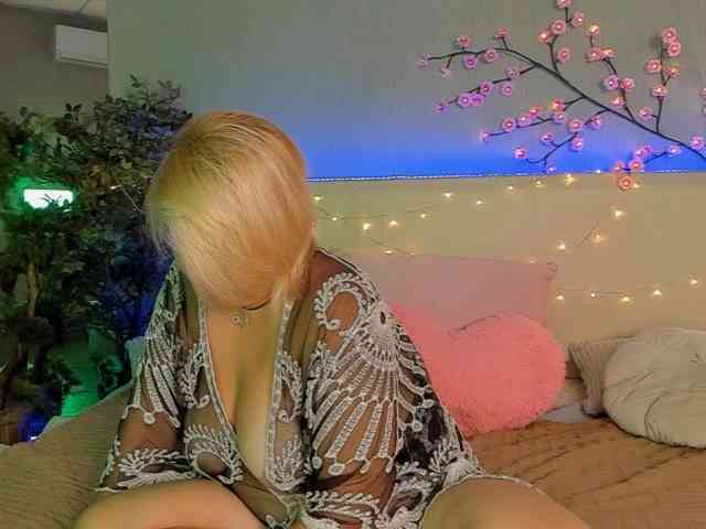CurlyDream webcam