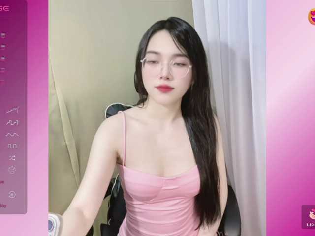 Lilybabe20 live cam on BongaCams