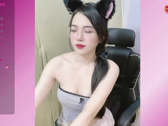 Lilybabe20 live cam on BongaCams