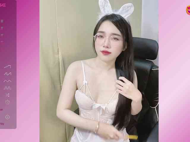 Lilybabe20 webcam
