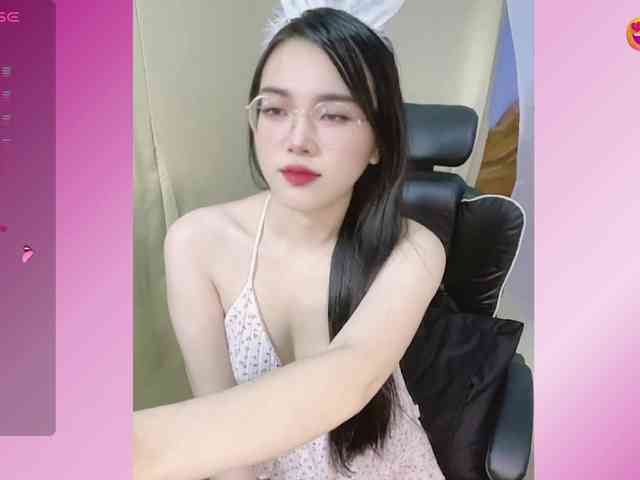 モデル: Lilybabe20