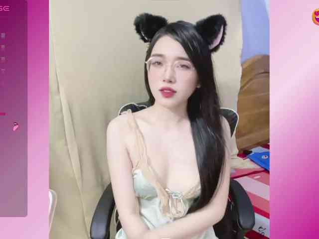 モデル: Lilybabe20