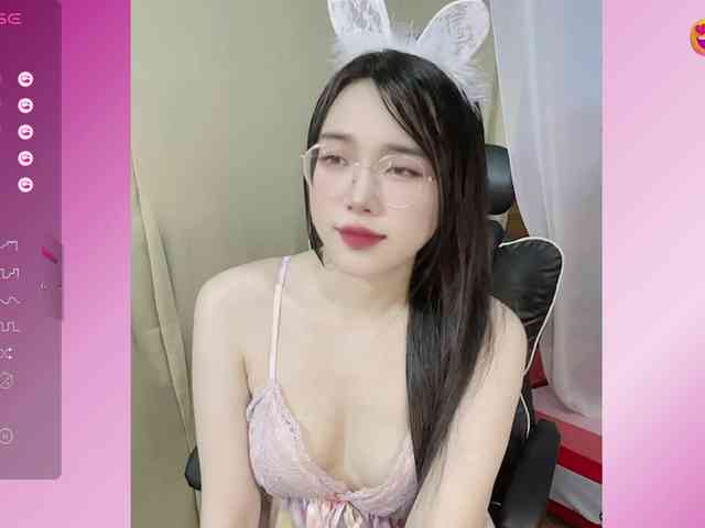 Lilybabe20 webcam