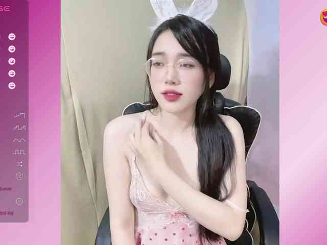 Lilybabe20 webcam