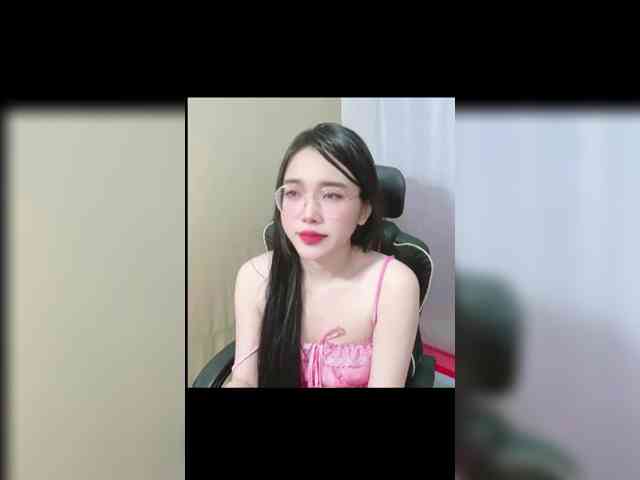 Lilybabe20 webcam