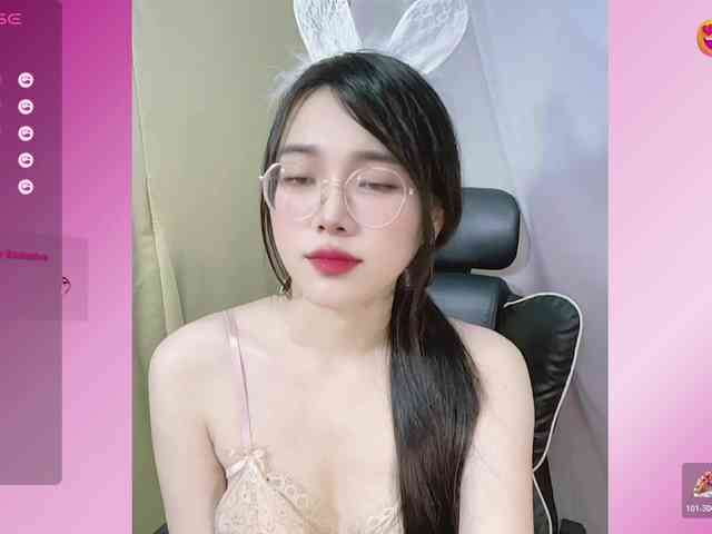 モデル: Lilybabe20