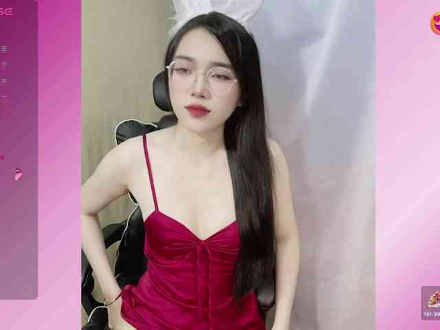 モデル: Lilybabe20