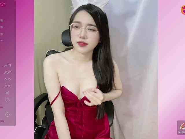 モデル: Lilybabe20