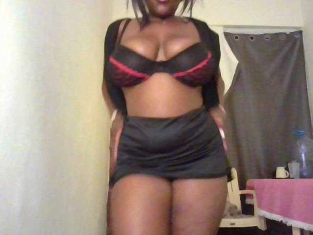 NewBird live cam on BongaCams