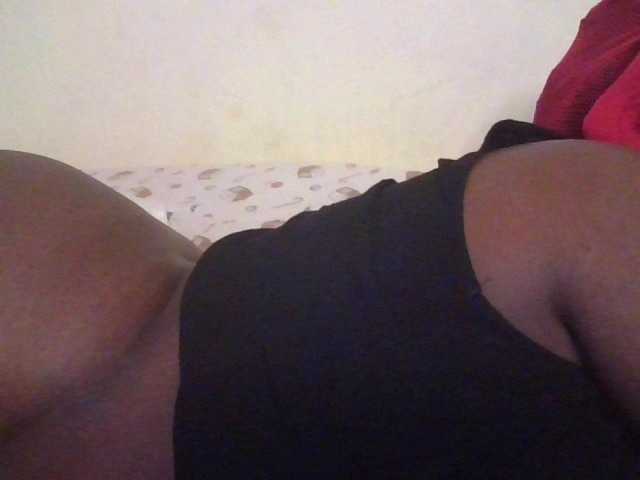 NewBird live cam on BongaCams