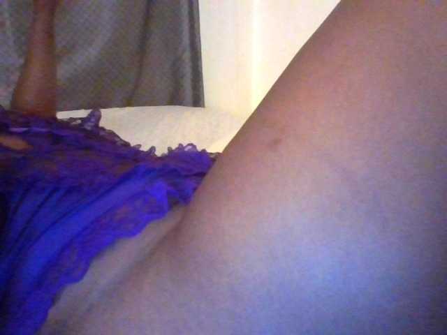NewBird live cam on BongaCams