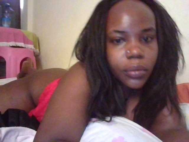 NewBird live cam on BongaCams