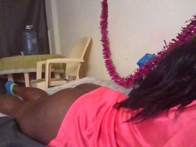 NewBird live cam on BongaCams