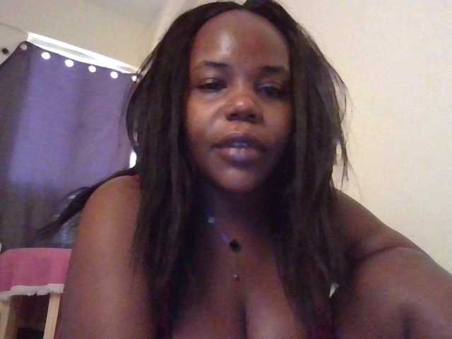 NewBird live webcam show