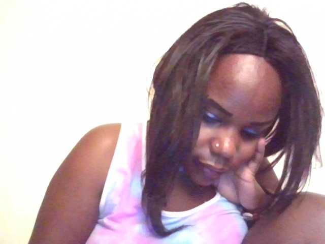 NewBird live webcam show