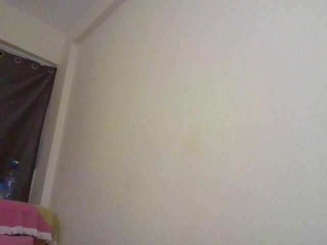 NewBird live webcam show