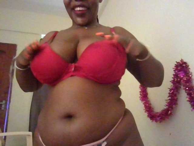 NewBird live cam on BongaCams