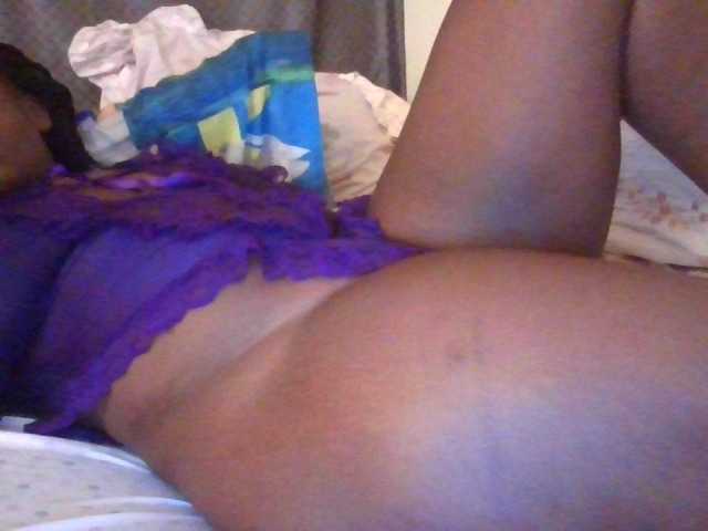 NewBird live cam on BongaCams