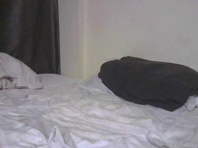 NewBird live cam on BongaCams