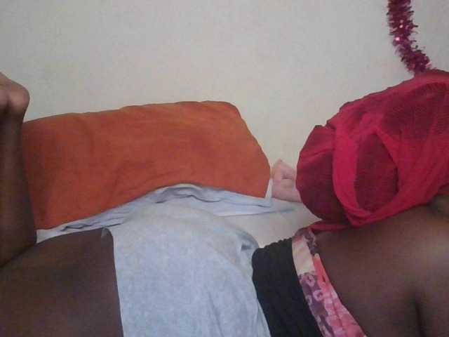 NewBird live cam on BongaCams