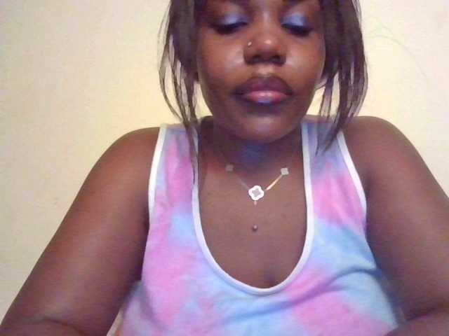 NewBird live webcam show