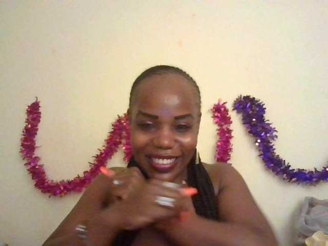 NewBird live cam on BongaCams