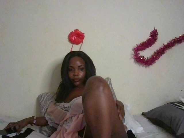 NewBird live cam on BongaCams