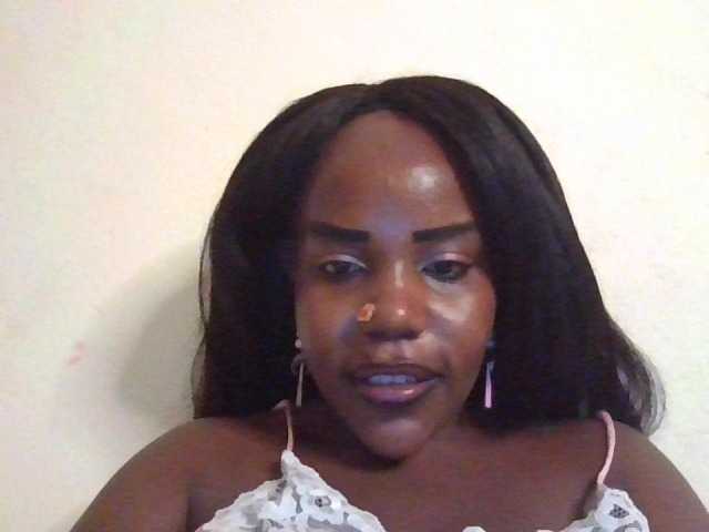 NewBird live cam on BongaCams