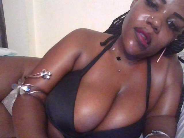 NewBird, live now on BongaCams