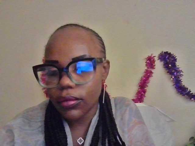NewBird live cam on BongaCams