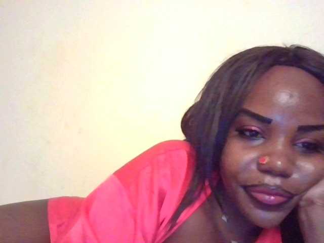 NewBird live cam on BongaCams