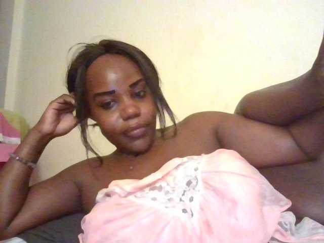 NewBird live cam on BongaCams