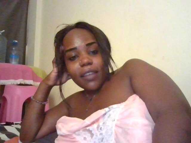 NewBird live webcam show