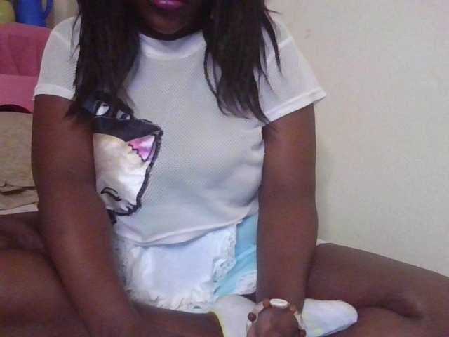 NewBird live cam on BongaCams
