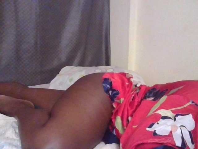 NewBird live cam on BongaCams