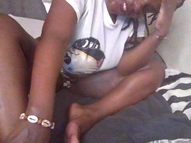NewBird live cam on BongaCams