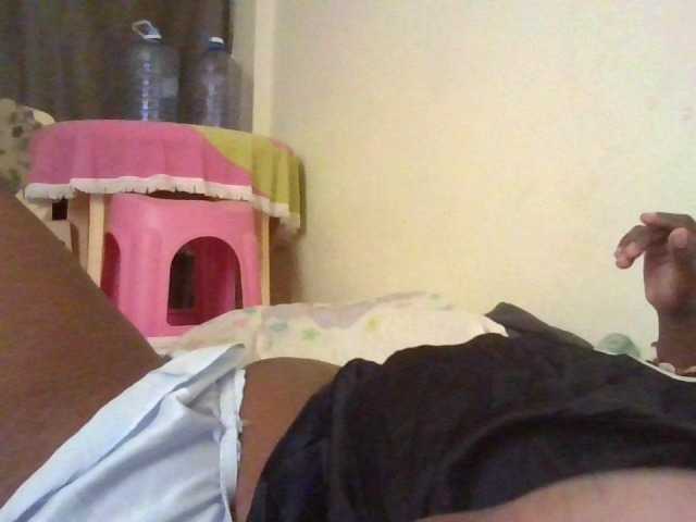 NewBird live webcam show