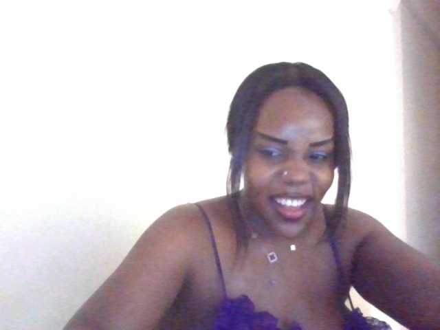 NewBird live webcam show