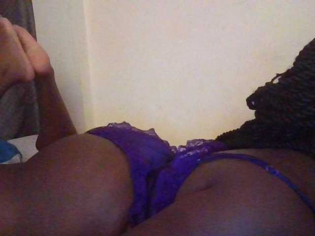 NewBird live cam on BongaCams