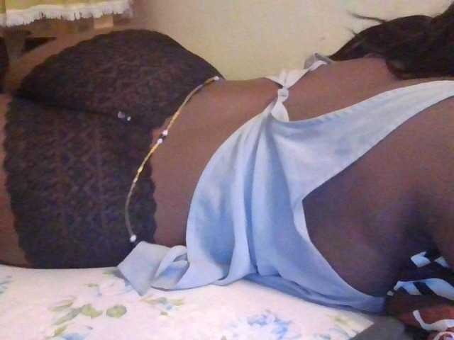 NewBird live cam on BongaCams