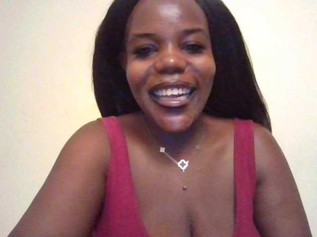 NewBird live cam on BongaCams