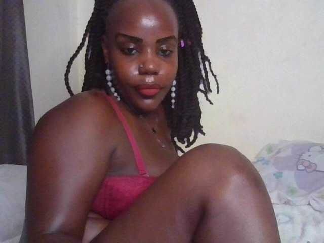 NewBird live cam on BongaCams