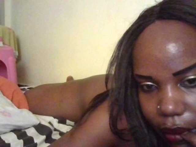 NewBird live webcam show