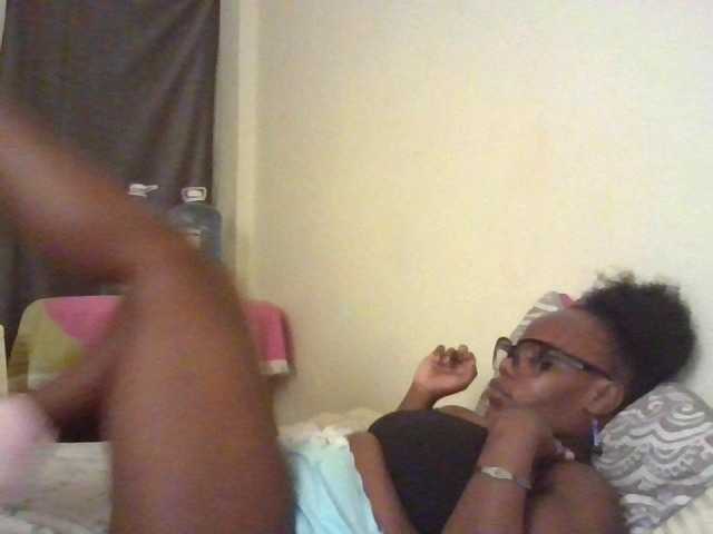 NewBird live cam on BongaCams