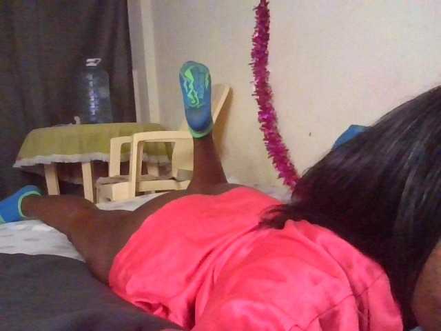 NewBird live cam on BongaCams